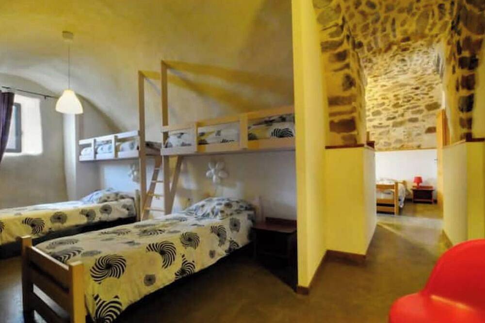 Le mas de Jeanne in Rocher, Parc naturel régional des Monts d'Ardèche