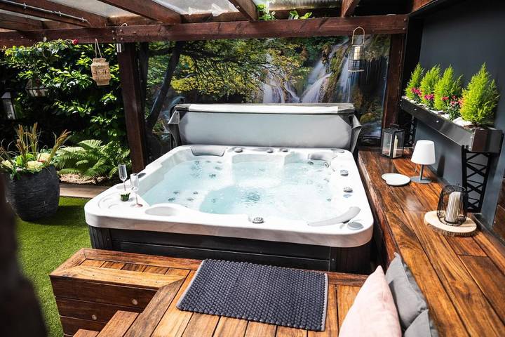 Location de vacances pour 2 personnes, avec jacuzzi ainsi que sauna et jardin à Ohey - 3