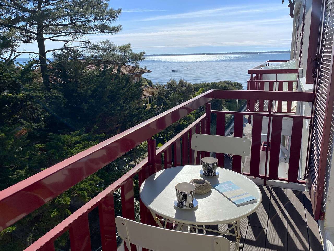 Appartement de vacances entier, T2 de standing à Le Royal Moulleau, vue Bassin in Le Moulleau, Arcachon