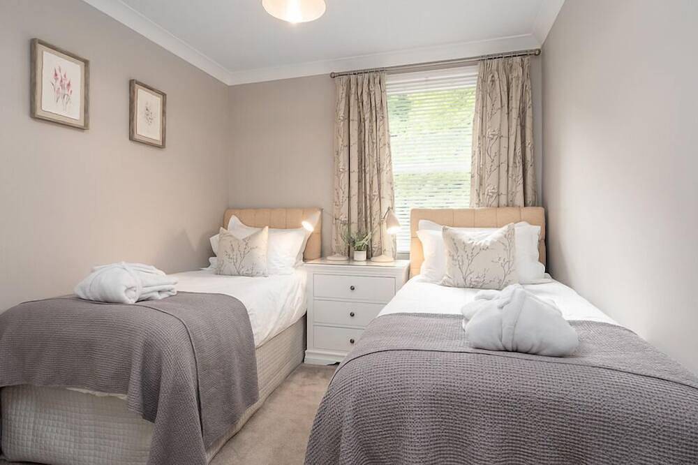 Appartement entier, Duplex-Prestige-Sdb privée avec douche-Terrasse in Durham, Comté de Durham