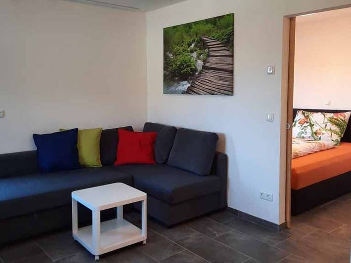 Ferienwohnung für 3 Personen, mit Balkon und Seeblick in Weyregg am Attersee