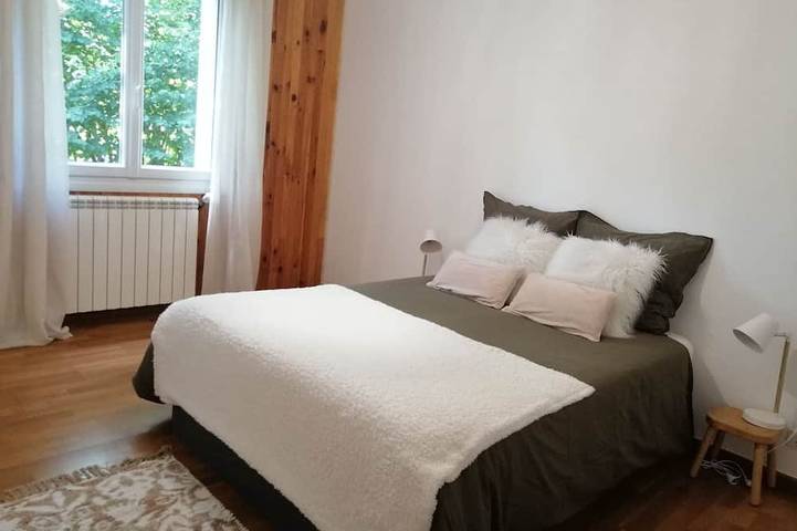 Location de vacances pour 7 personnes, avec balcon et jardin, animaux acceptés à Langogne - 2