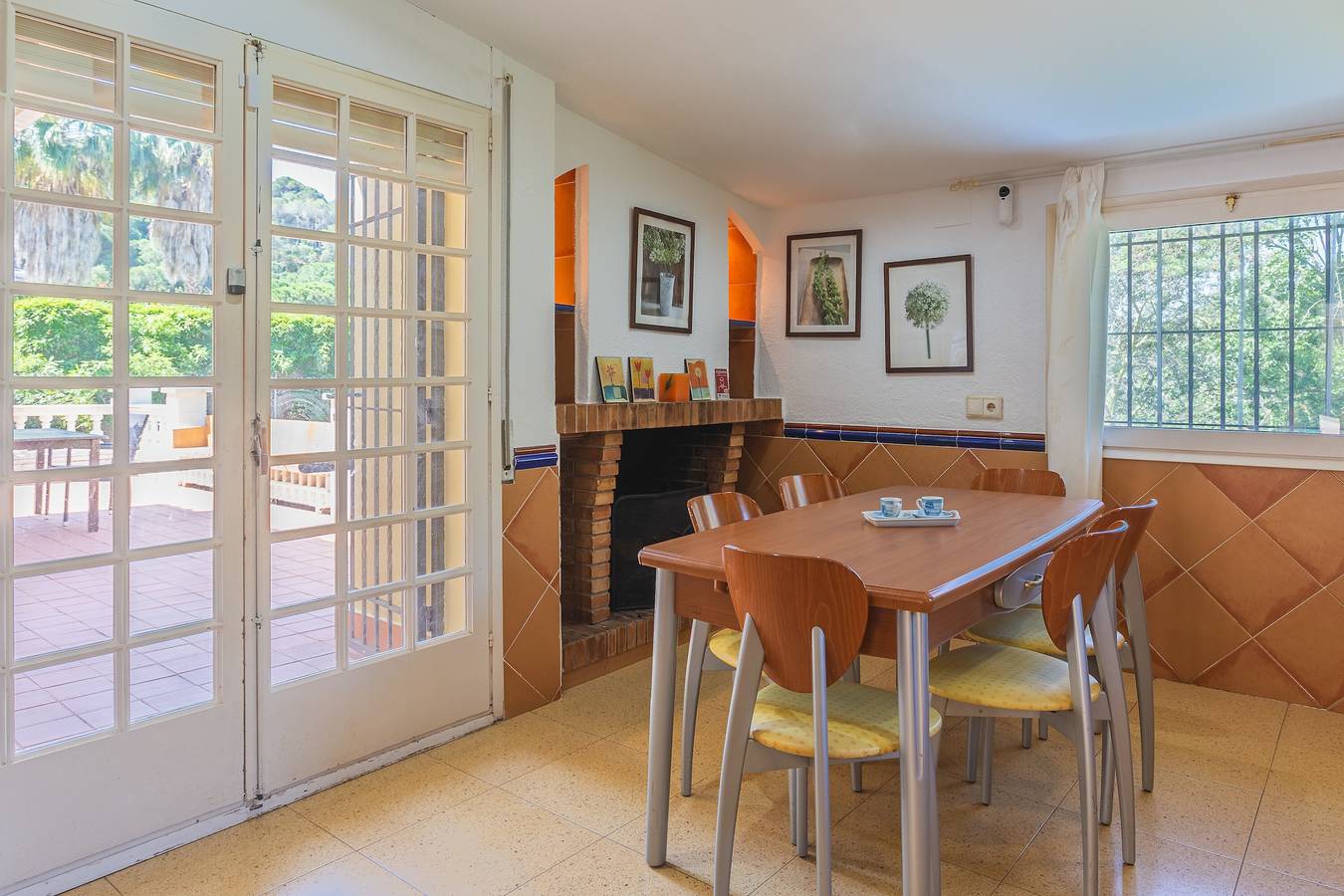 Maison de vacances 'Villa Jarana' avec vue sur la montagne, Wi-Fi et climatisation in Canyelles, Lloret de Mar
