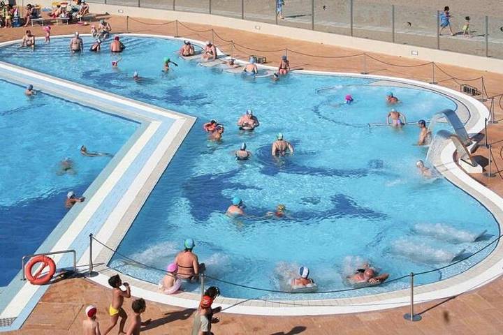 Bungalow für 4 Personen, mit Terrasse und Pool in Rosolina Mare