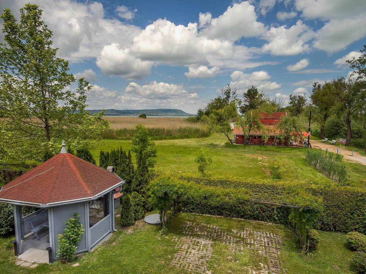 Entire apartment, Katie 1 - Katie 1 201.1 in Balatonmáriafürdő, Southern Shore of Lake Balaton