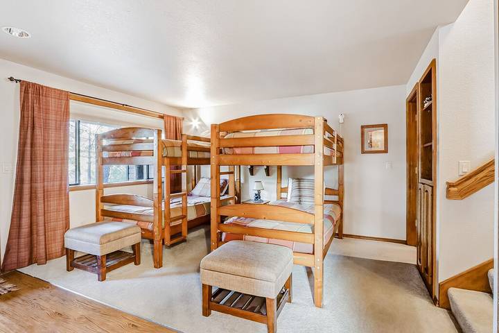 Vacation rental for 8 people, with terrace and pool as well as hot tub in Sunriver