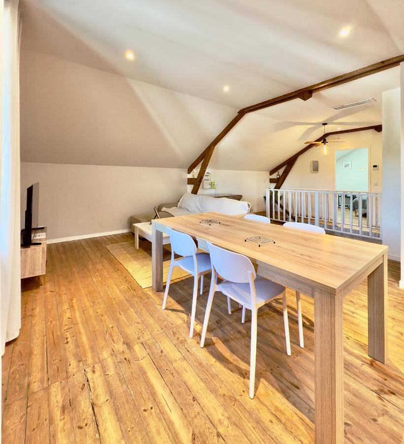 Appartement entier, Two-Bedroom Apartment in Limoges, Région de Limoges