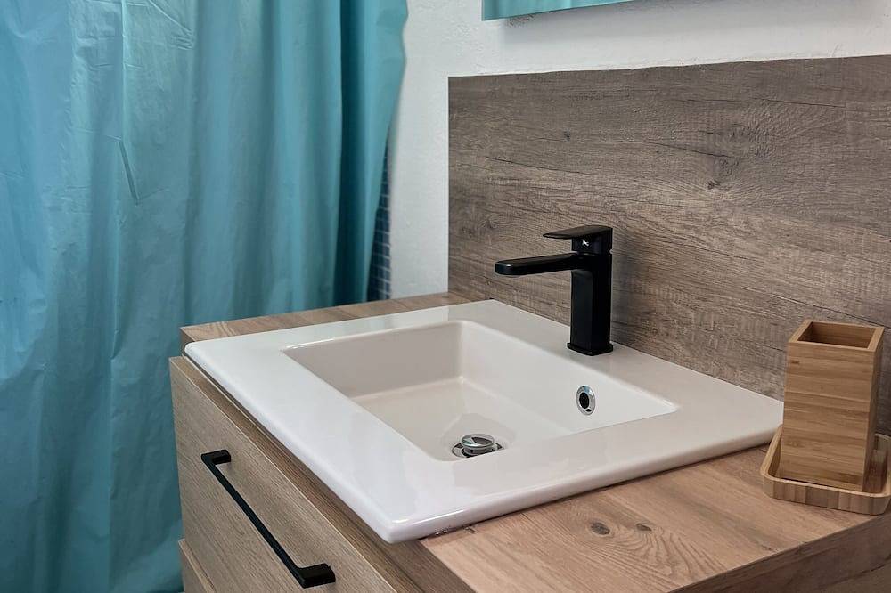 Ganze Wohnung, T2 apartment with garden near the beach in Valras-Plage, Mittelmeerküste (Frankreich)