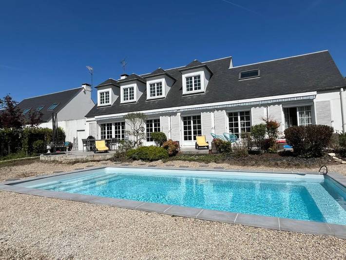 Cottage pour 8 personnes, avec piscine et terrasse à Montlignon