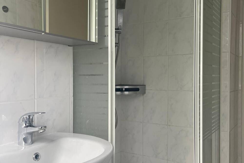 Ganze Wohnung, Sonnige Modern möblierte Wohnung im Herzen Salzgitters – all-inclusive! in Salzgitter, Braunschweig und Umgebung