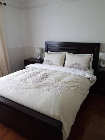 Holiday Home for 10 People in Perth, Western Australia, Photo 4