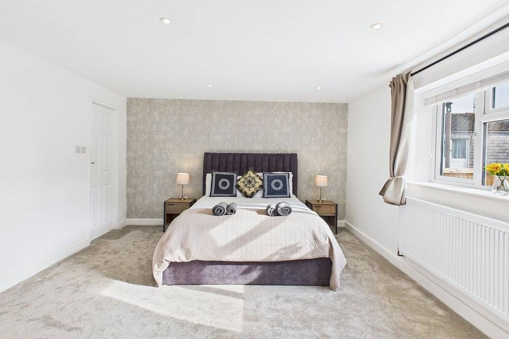 Modern Guest Room in West Midlands with Private Entrance in Birmingham, Birmingham Area