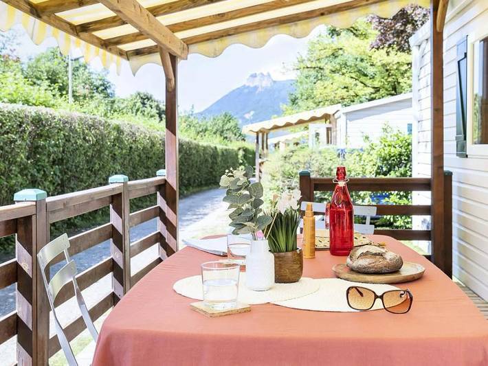 Camping pour 4 personnes, avec bassin pour enfant en Rhône-Alpes - 3