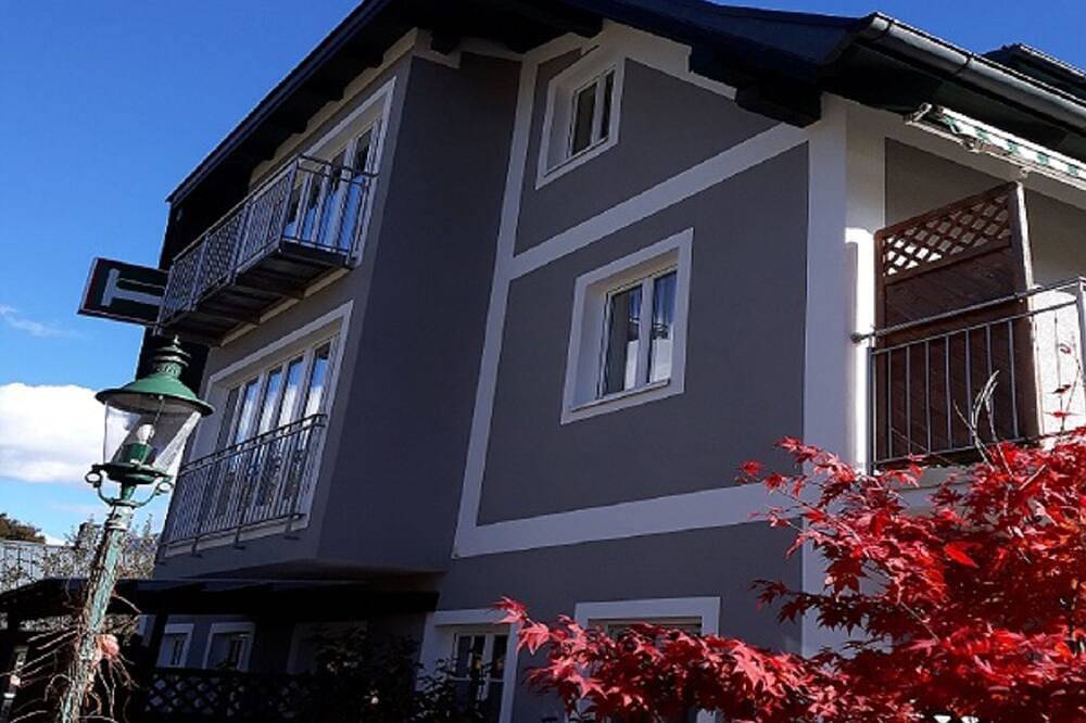 Ganze Wohnung, Wolfgangsee, Zentrum, Seenähe, Wandern, Fahrrad, Ski, Whirlpool, Hunde, Sky-Tv in Salzkammergut-Berge, Strobl