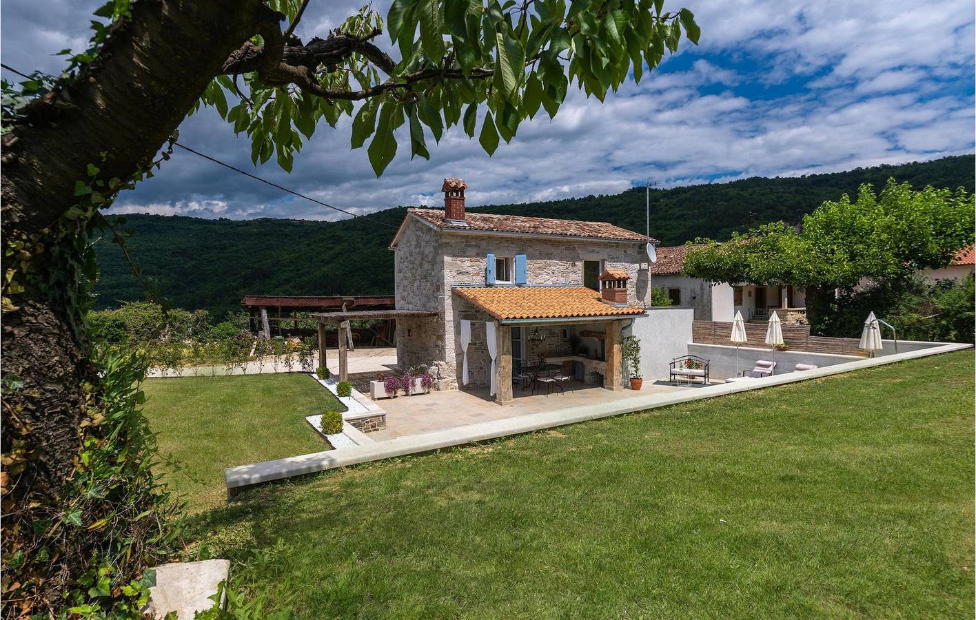 Vakantiehuis voor 4 personen met tuin in Općina Motovun, Centraal Istrië
