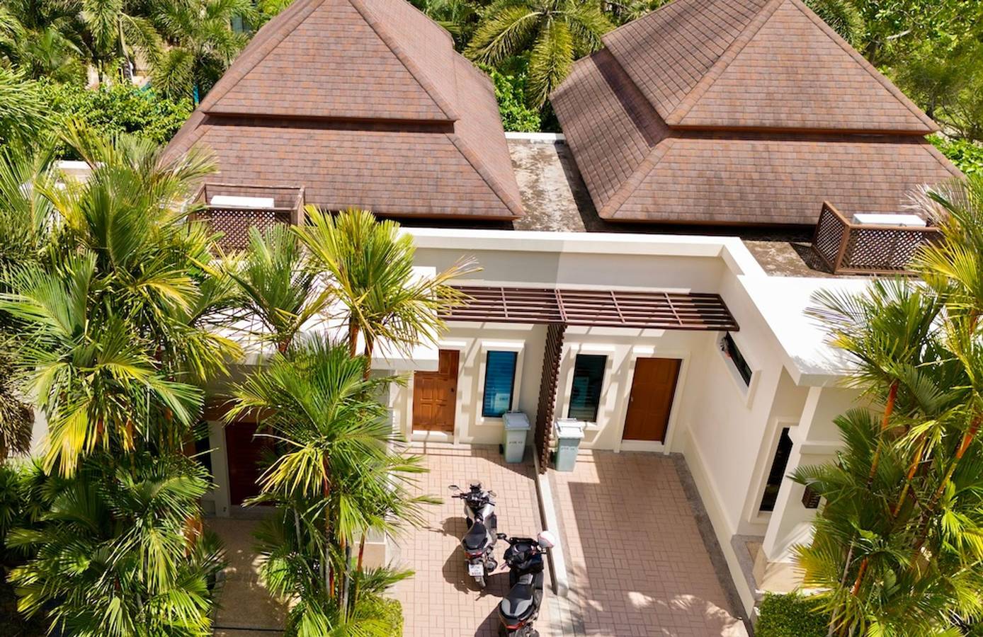 Rose Pool Villa, The perfect private oasis in Phuket Province