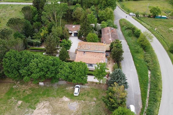 Gîte pour 5 personnes, avec Terrasse et Jardin à Castiglione dei Pepoli