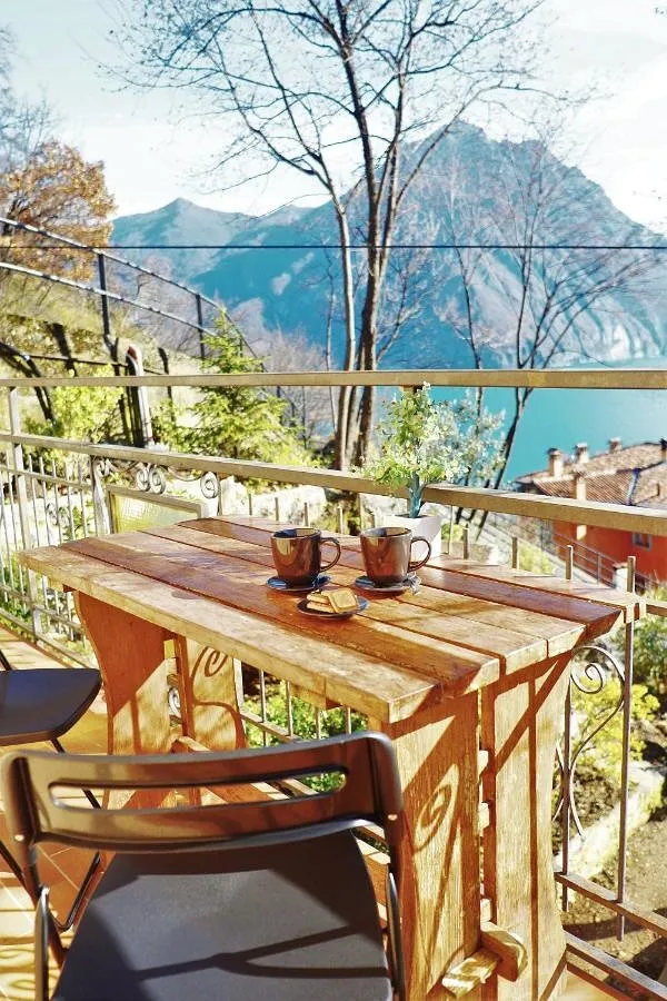 Appartement de vacances pour 6 personnes, avec vue sur le lac ainsi que vue et jardin - 1