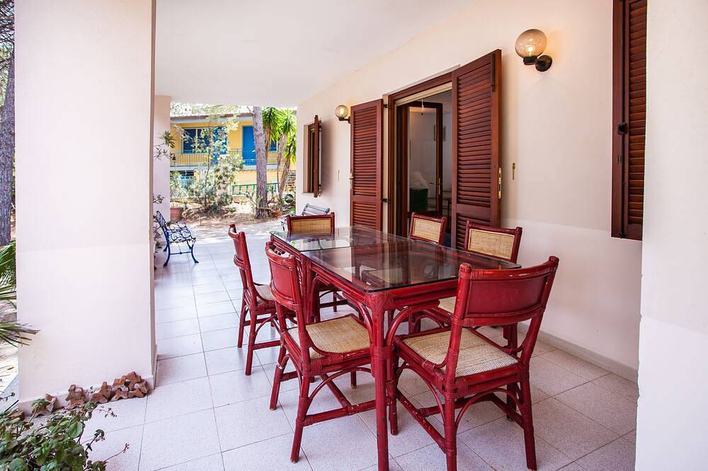 Apartamento entero, Apartamento La Pigna frente a la playa (5 Lugares) in Cala Liberotto, Orosei