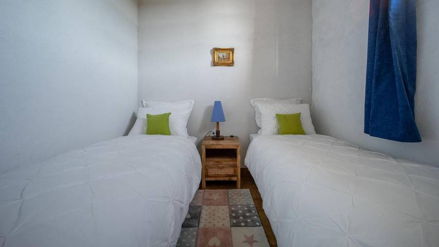 Gîte pour 4 personnes, avec jardin et piscine à Saint-Just-Luzac - 2