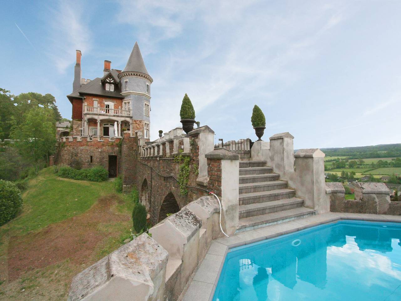 Schloss in Spa mit Seeblick & Pool in Jalhay, Lüttich und Umgebung