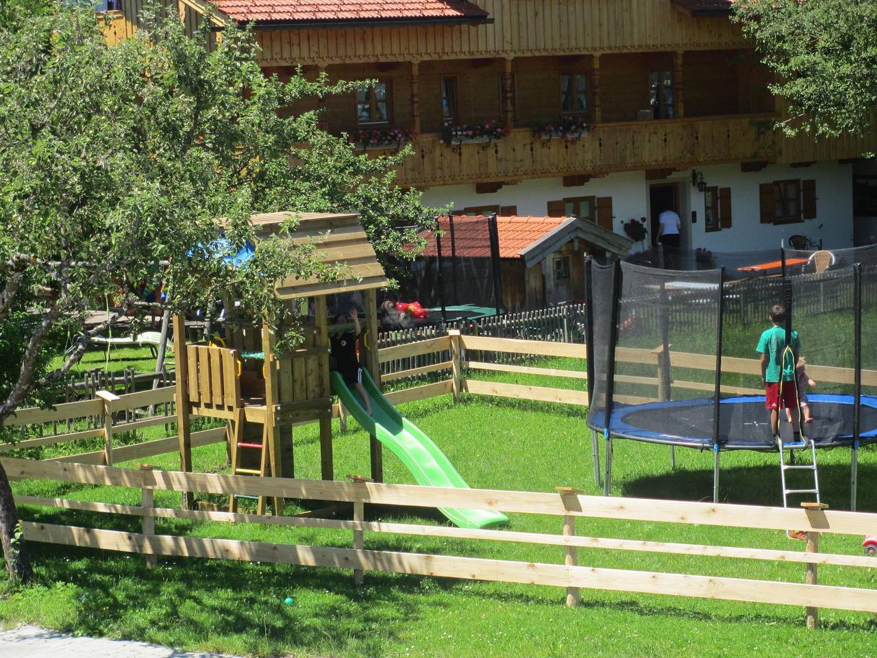 Ganze Ferienwohnung, Gästehaus Zum Einweg - Fam. Ertl F**** P**** - Ferienwohnung Waxenstein in Brauneck (Lenggries), Lenggries