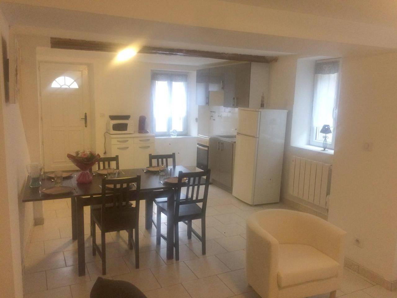Two-Bedroom House in Béthisy-Saint-Pierre, Oise