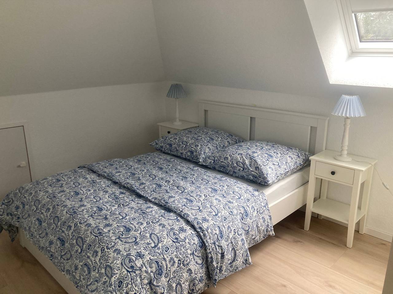 Ganze Wohnung, Apartment Künstlerkoje mit Teilmeerblick, gemeinsamer Terrasse und Wlan in Schobüll, Nordseeküste