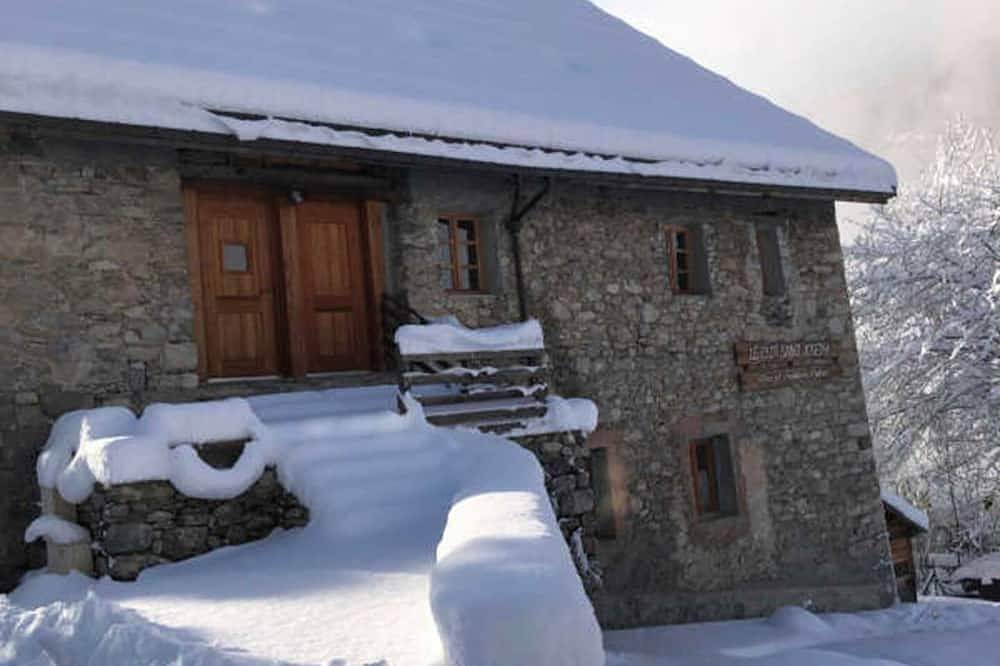 Apartamento entero, Lestérel - Chambre 2 à 3 Personnes in Vallouise-Pelvoux, Parque Nacional de los Ecrins
