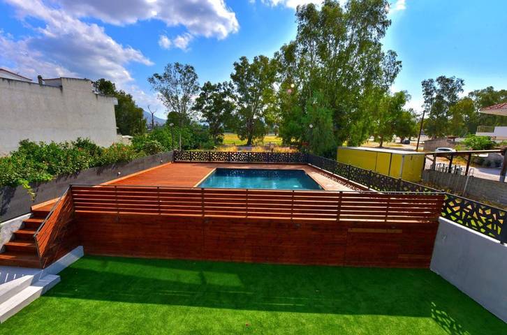 Appart’hôtel pour 3 personnes, avec Terrasse ainsi que Jardin et Piscine