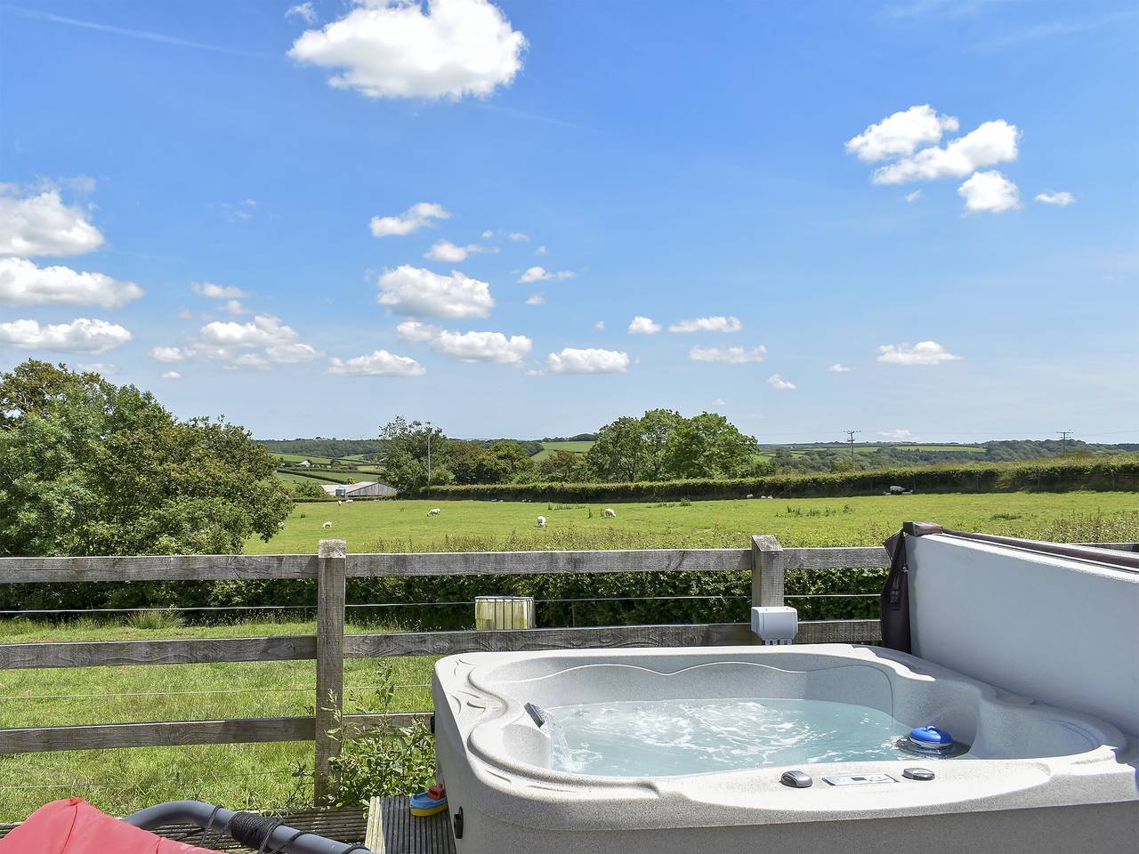 Glamping for 4 People in Cornwall, South West England