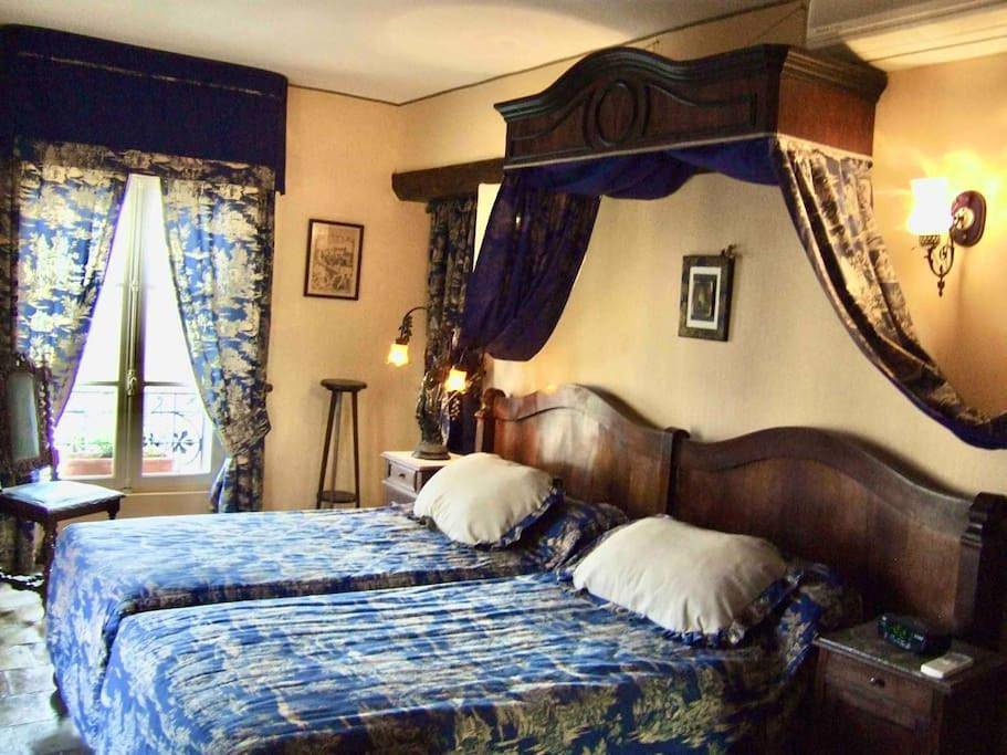 Appartement entier, Apartment in Remoulins, Région de Nîmes