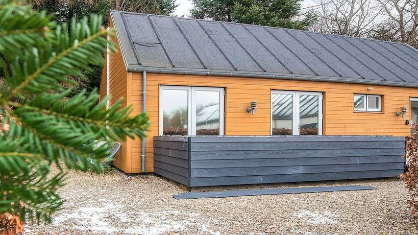 Ferienhaus für 9 Personen, mit Garten