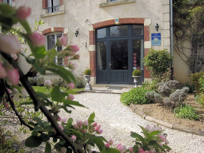 Chambre d’hôte pour 2 personnes, avec jardin dans la Meuse