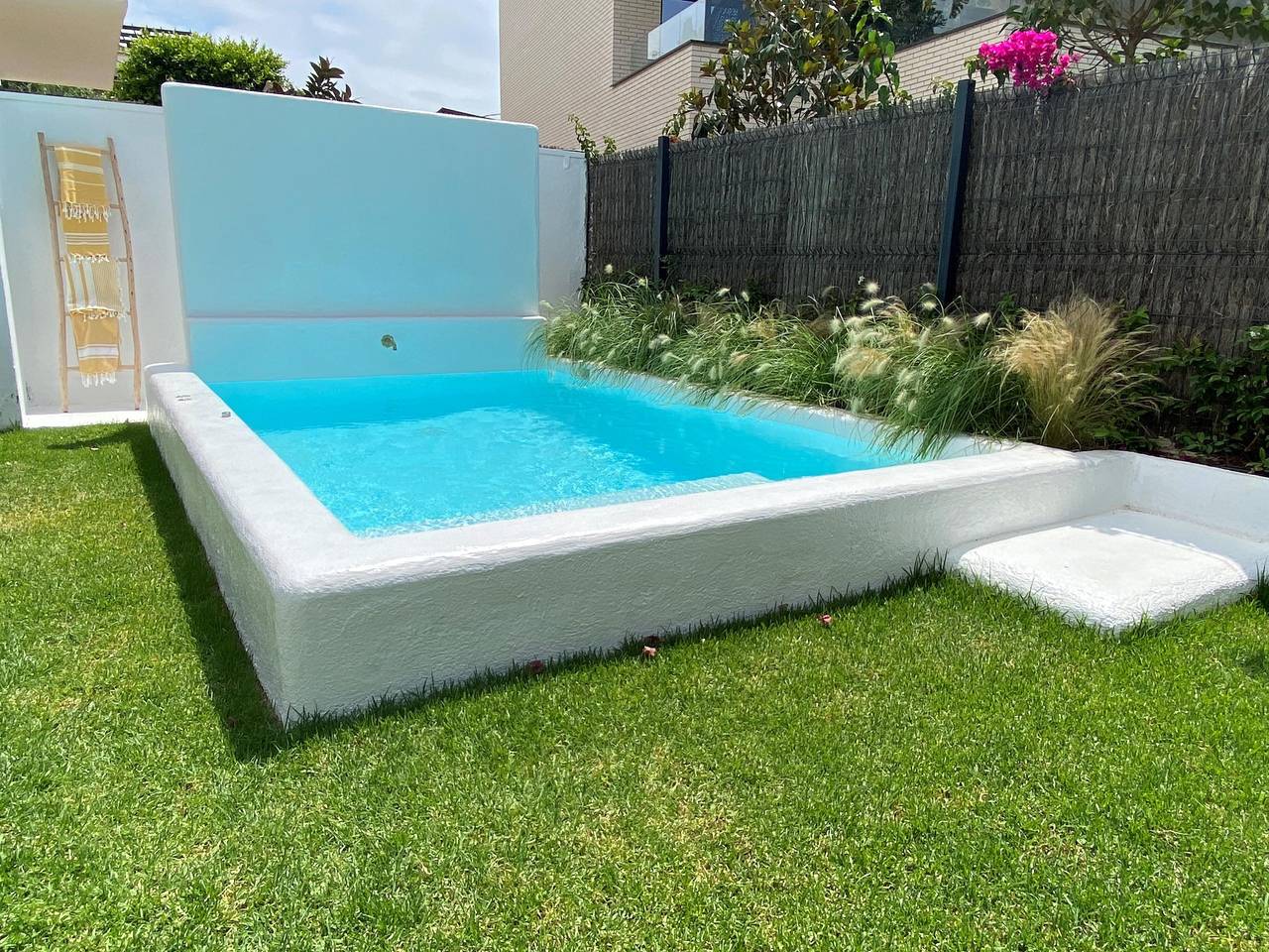 Villa La Colonial 5 minutos andanodo de playa de Sitges y 15 del centro Diseño  Renovada 100% in Sitges, Garraf