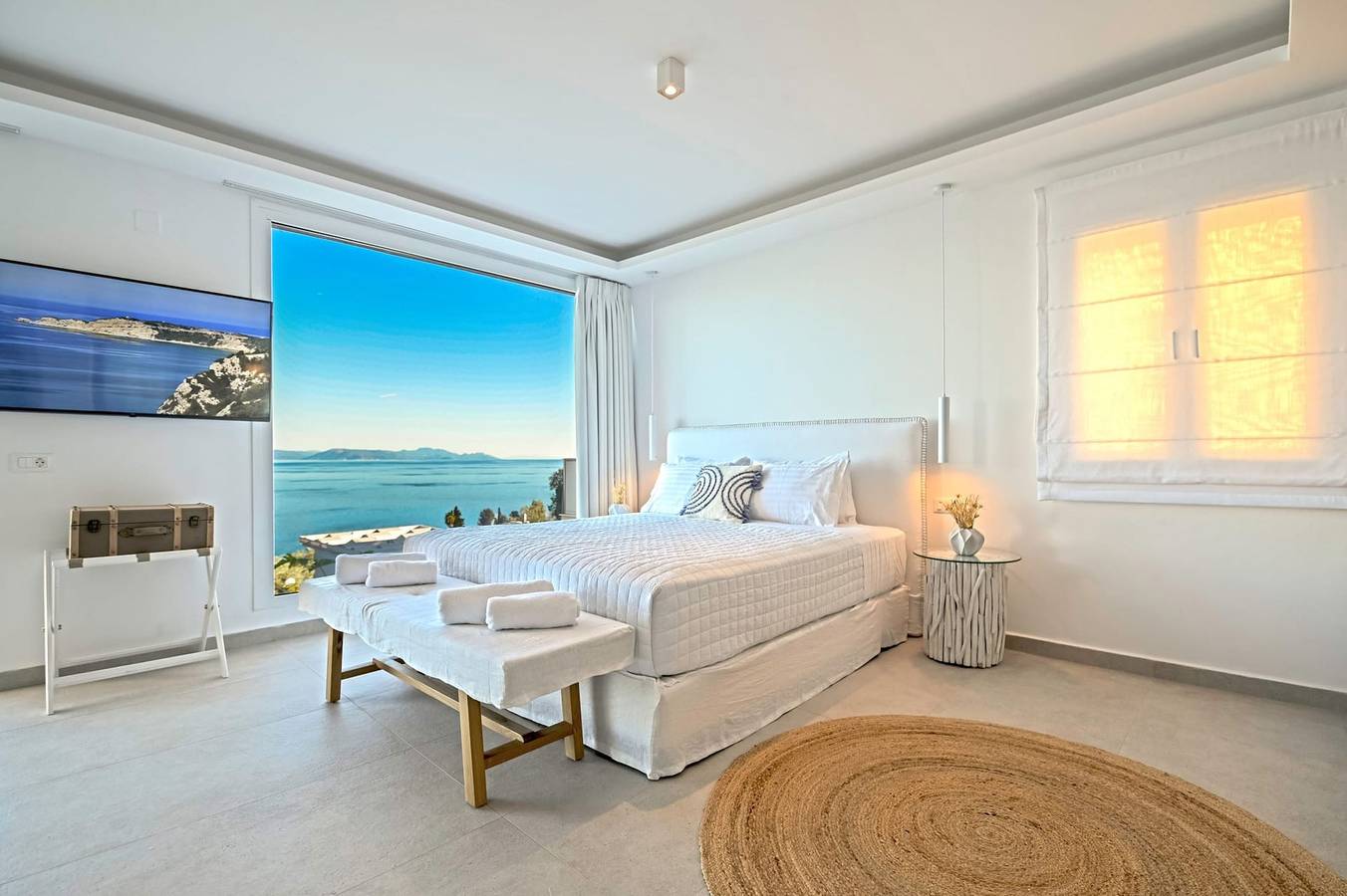Ολόκληρο το διαμέρισμα, Majestic Loft suite with indoor Hot tub in Πέραμα, Κέρκυρα