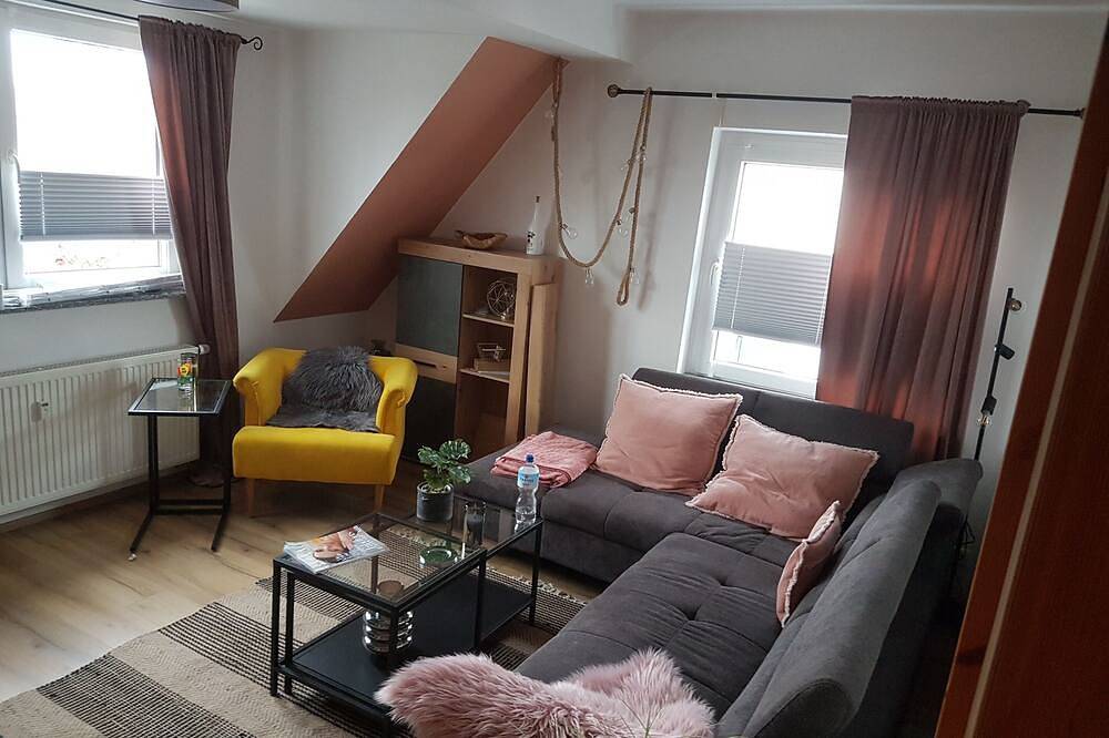 Ganze Wohnung, Ferienwohnung Wohnen auf Zeit am Baldeneysee 45239 Essen 4 Personen Top in Baldeneysee, Essen