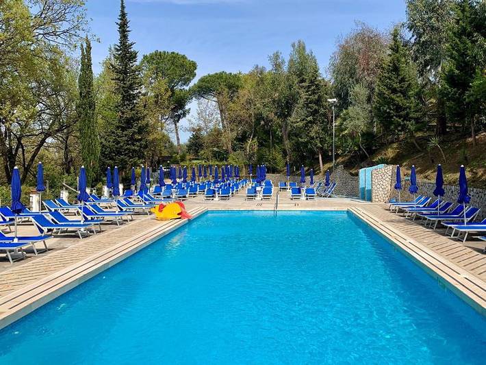 Camping Village Santa Fortunata - Mobilhome 2 personas in spiaggia La Tonnarella, Sorrento