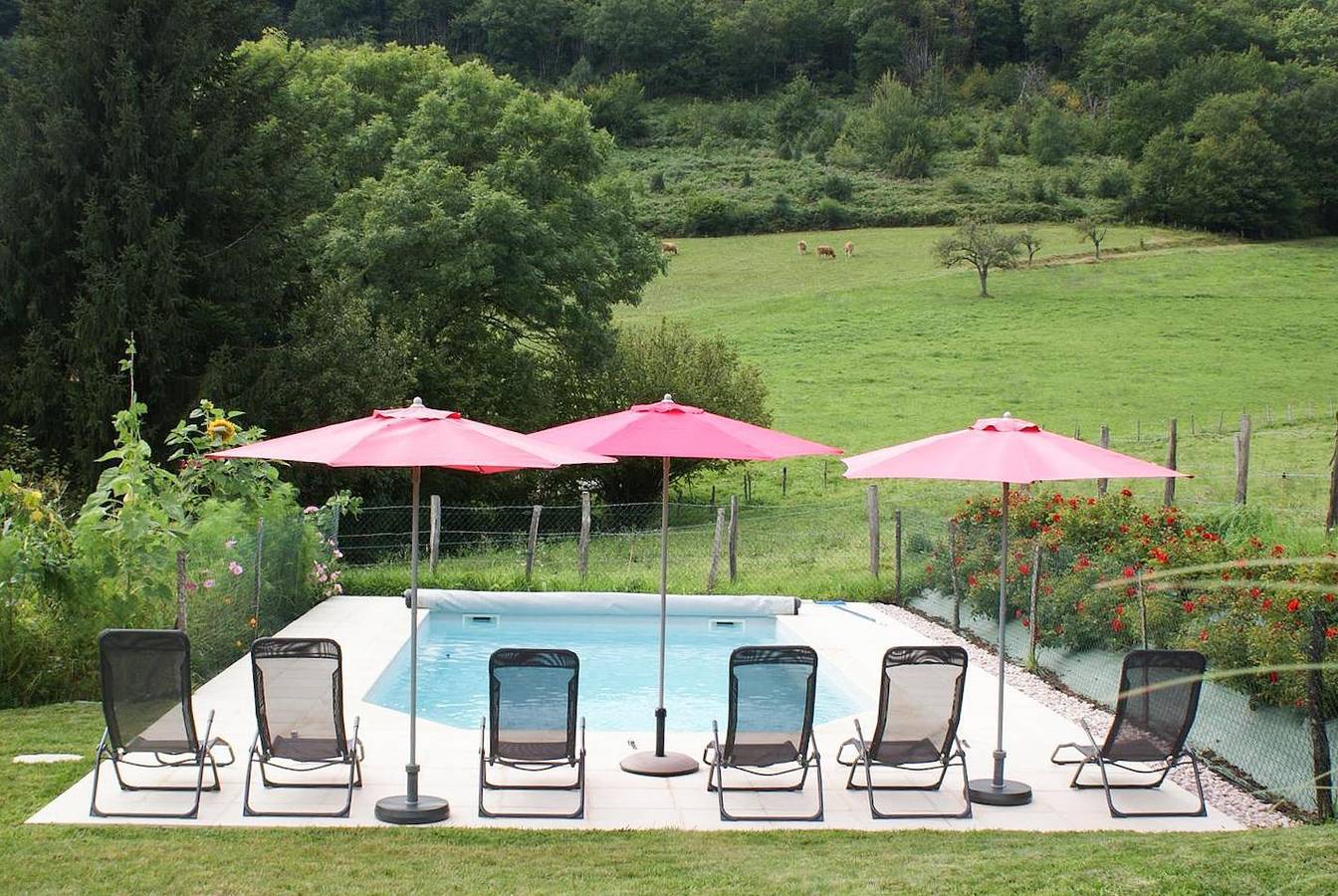 Gîte für 6 Personen mit Pool in Saint-Céré, Lot