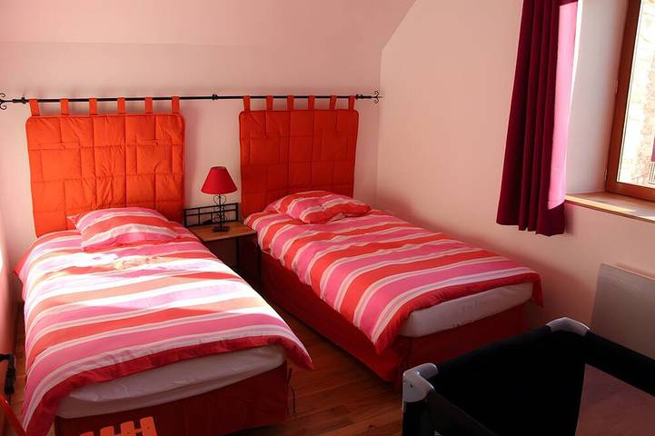 Location de vacances pour 10 personnes, avec jardin à Sainte-Marguerite-d'Elle - 2