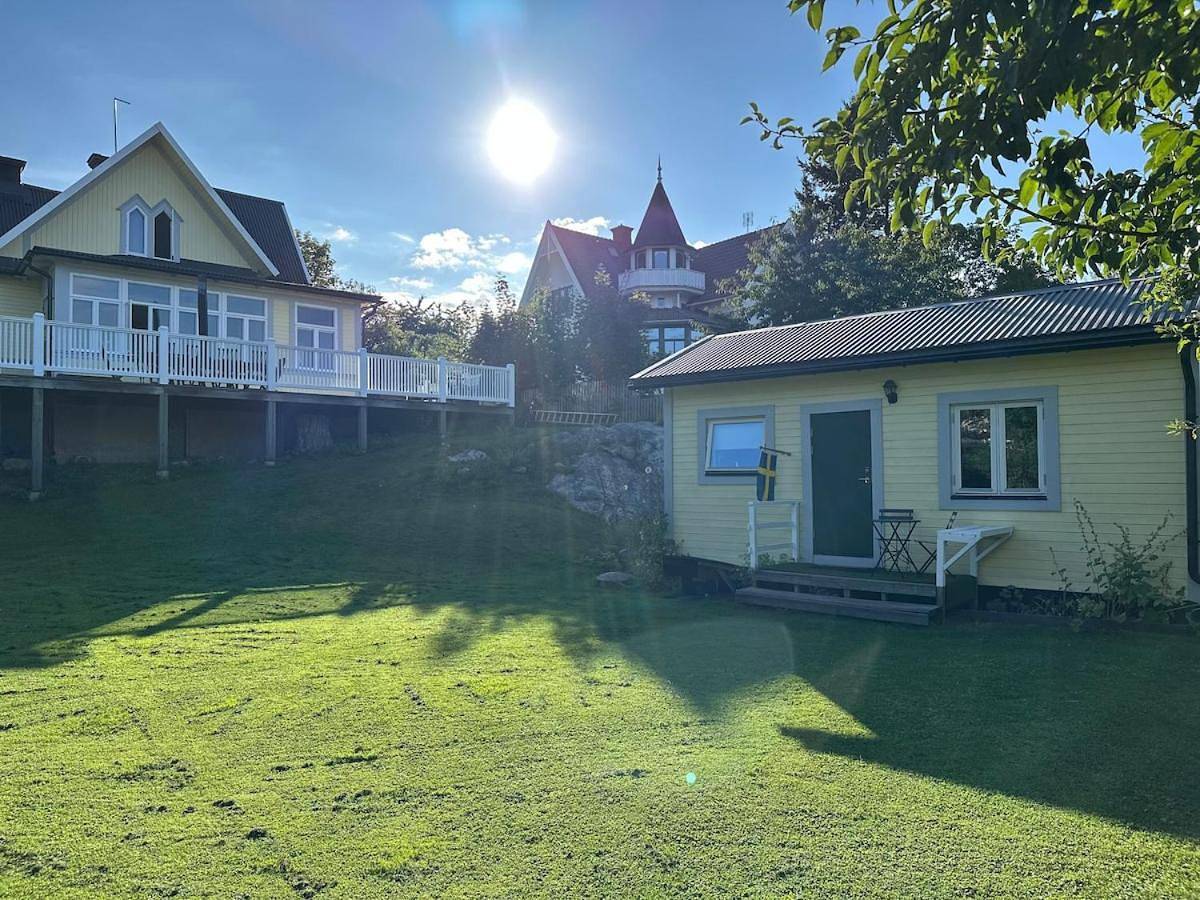 Hel lägenhet, Small Seaside Cottage in Nacka, Stockholms skärgård