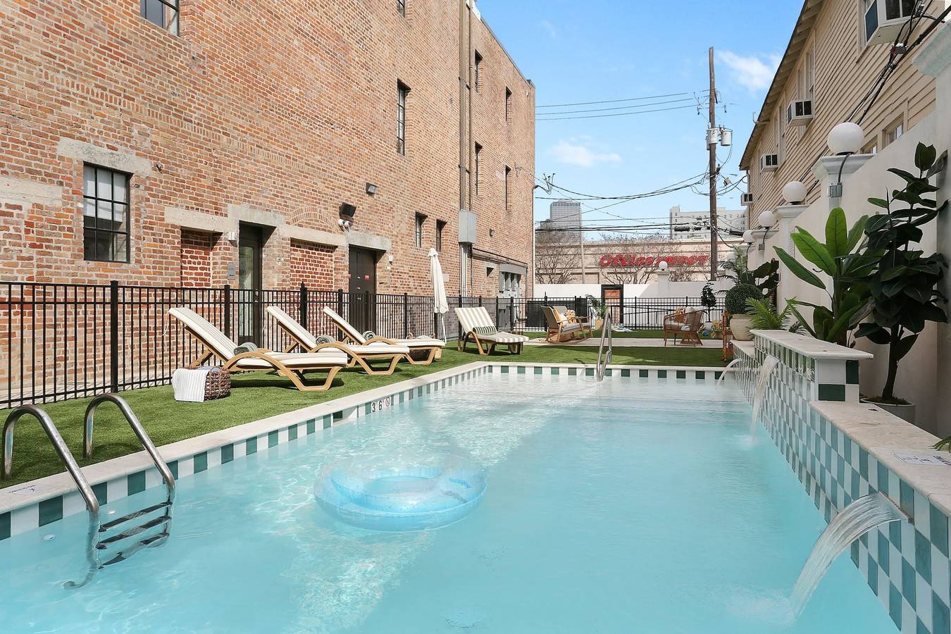 Apartamento entero, The Gisele 4Br 3Ba for 8 Pool Streetcar Stop in New Orleans, Orleans Parish
