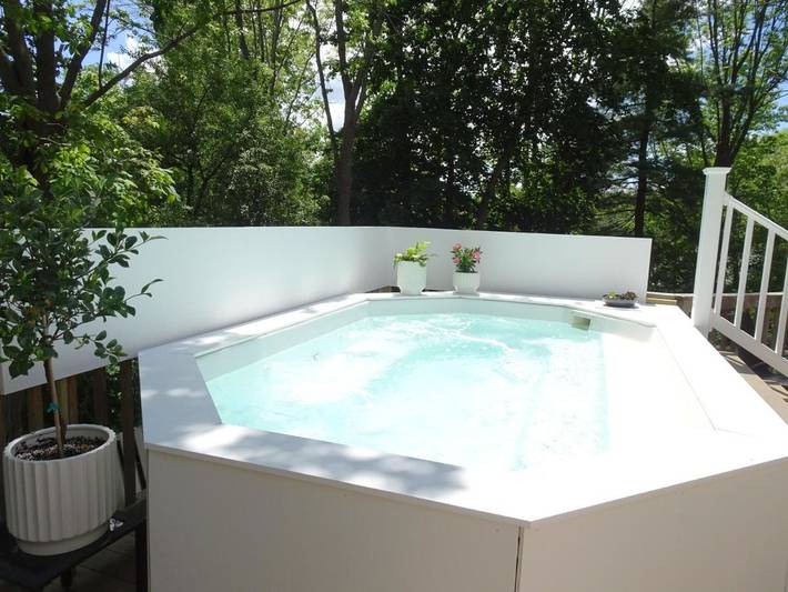 Hôtel pour 4 personnes, avec jacuzzi ainsi que piscine et balcon à Ogunquit - 2