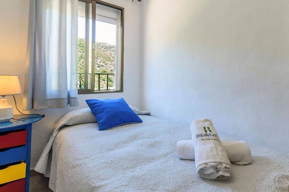 Casa San Antonio Benamahoma by Ruralidays in Benamahoma, Grazalema