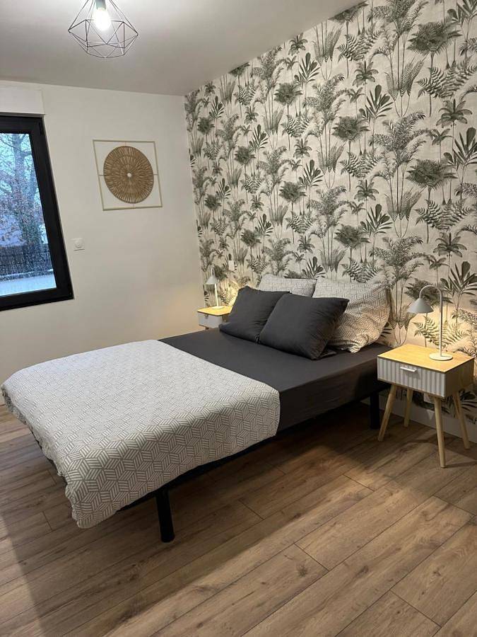 Gîte pour 4 personnes, avec terrasse à Quéven - 3