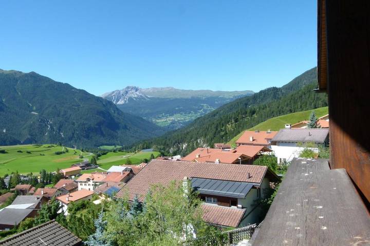 Ferienhaus für 6 Personen, mit Balkon und Terrasse sowie Garten und Sauna in Alvaneu - 3