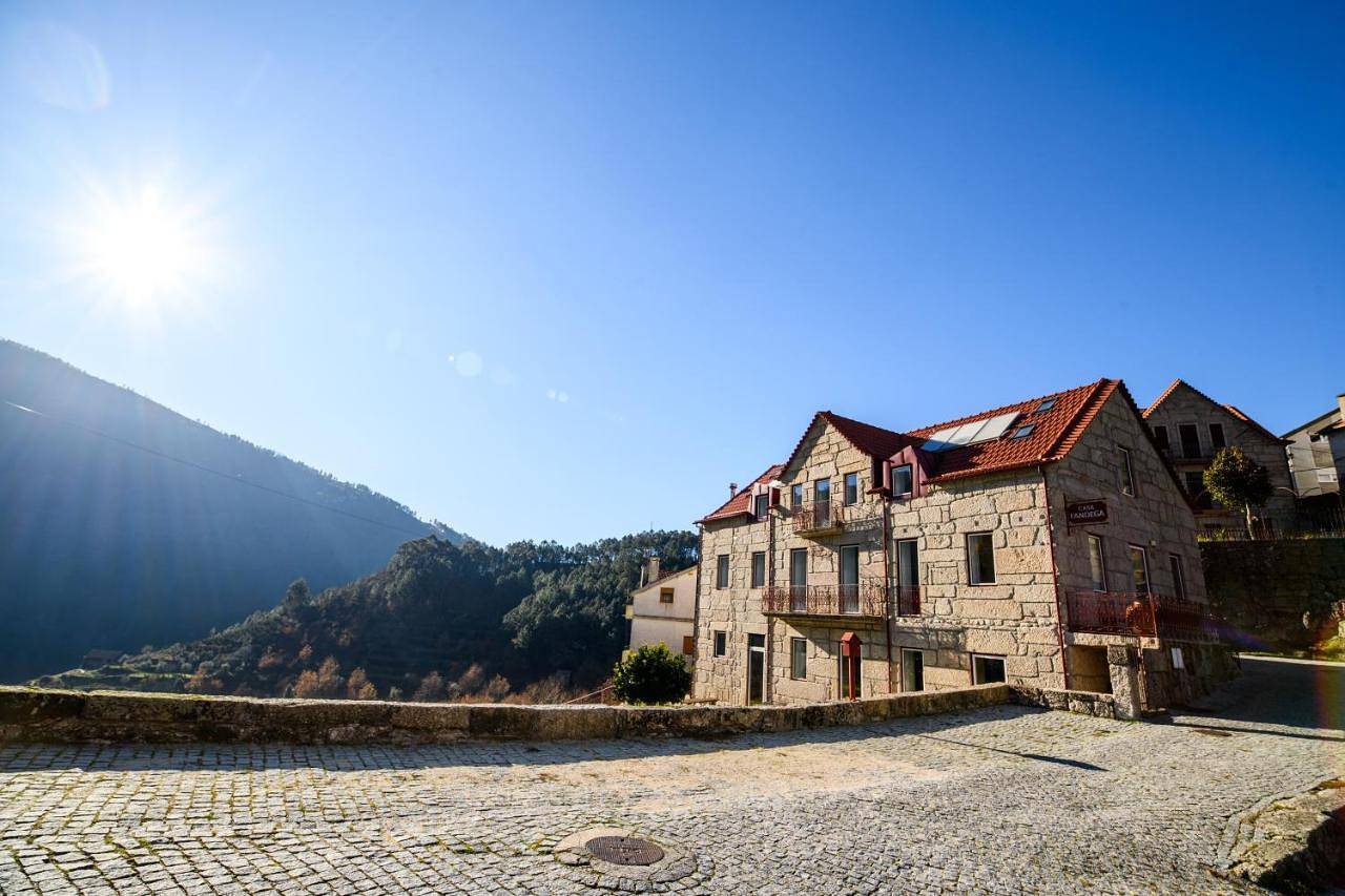 Fândega House - Rural Tourism in Praia Fluvial de Loriga, Seia