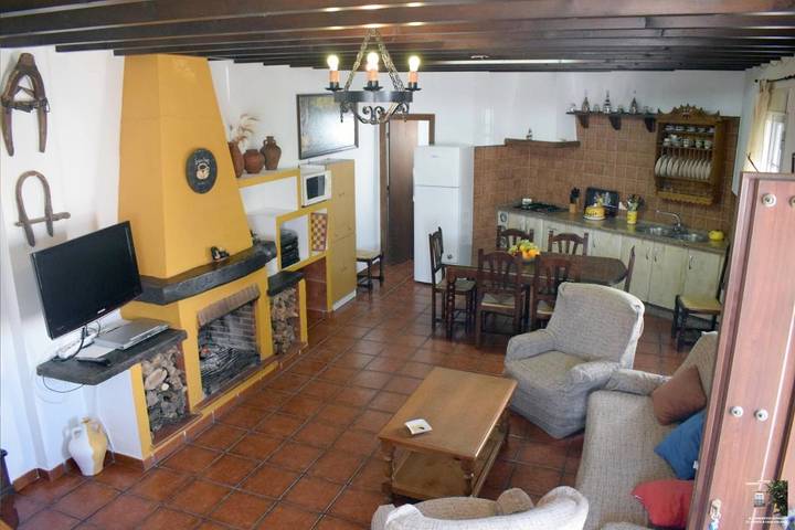 Location de vacances pour 8 personnes, avec balcon et vue, adapté aux familles à Cuevas del Becerro - 3