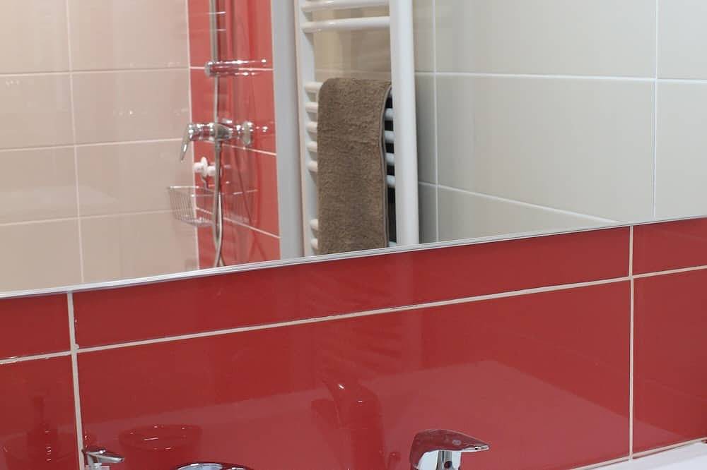 Appartement entier, Appartement  Chez Marie-Louise in Pézenas, Côte d'Améthyste