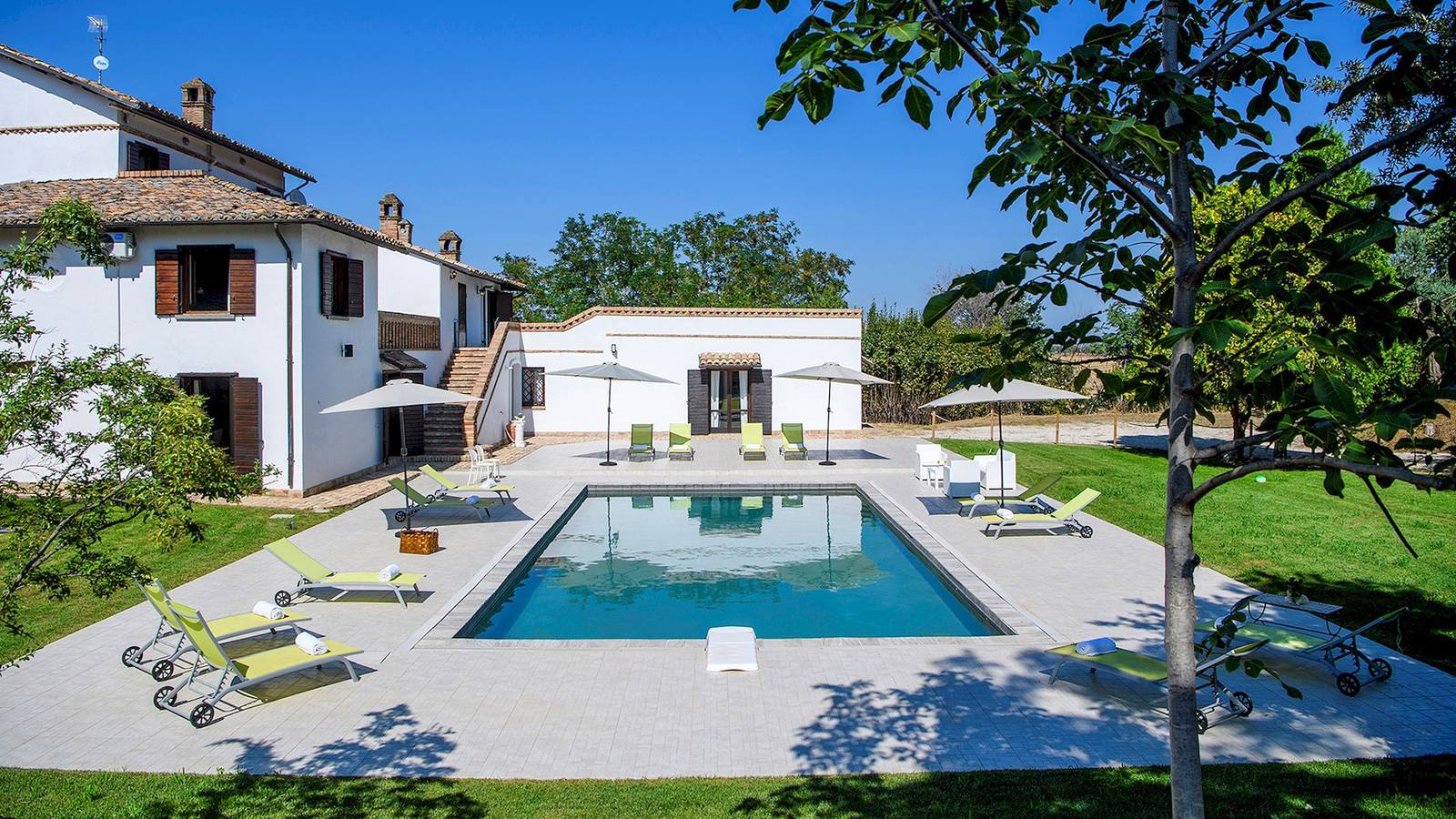 Villa Ardente 12+1, Emma Villas in Bellante, Provincia de Teramo